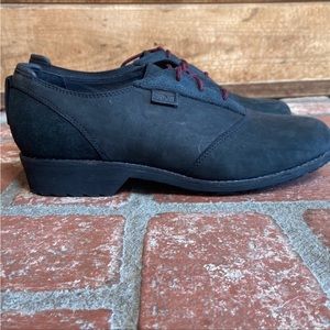 Teva Shoes.  Woman’s 11.